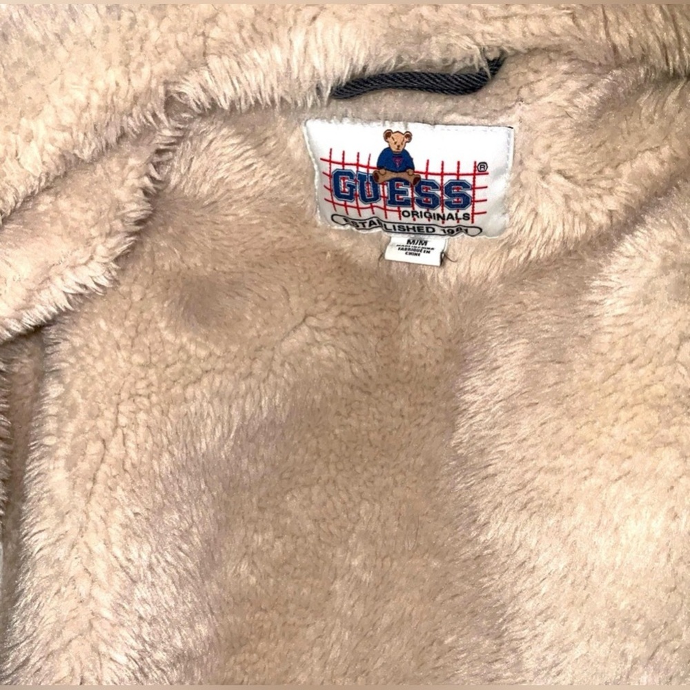 ɢᴜᴇꜱꜱ 2 ᴘɪᴇᴄᴇꜱ ᴅᴇɴɪᴍ ᴊᴀᴄᴋᴇᴛ&ᴛ-ꜱʜɪʀᴛ ,ʙʀᴀɴᴅ: ɢᴜᴇꜱꜱ,ꜱɪᴢᴇ: ᴍ&ꜱ,ᴄᴏʟᴏʀ:ɢʀᴀʏ,ʀᴇᴅ,ᴡʜɪᴛᴇ - Picture 5 of 8